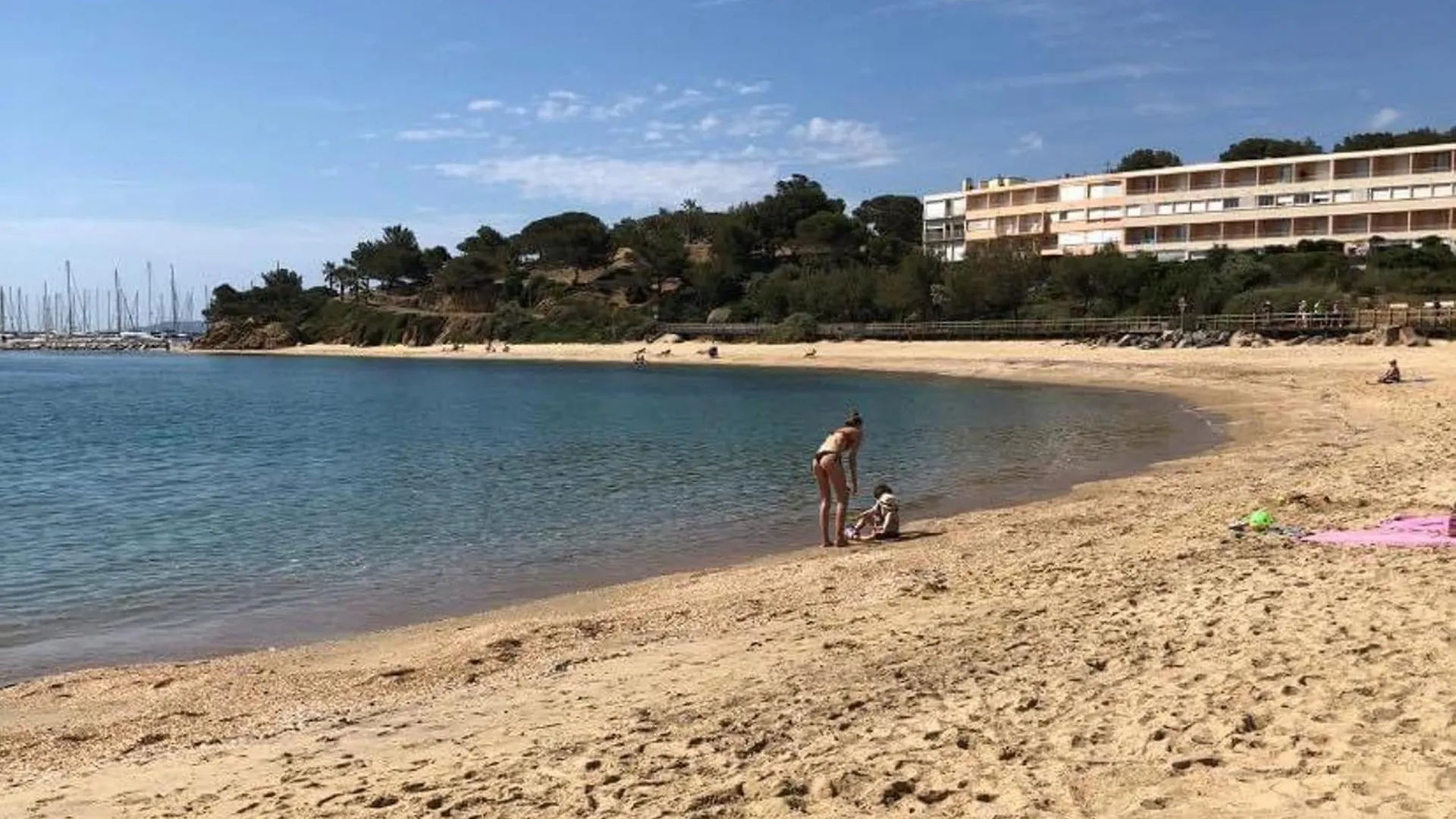 Апартаменты Charmant Appartement Climatise Avec Terrasse - Bormes-Les-Mimosas - Fr-1-308-192